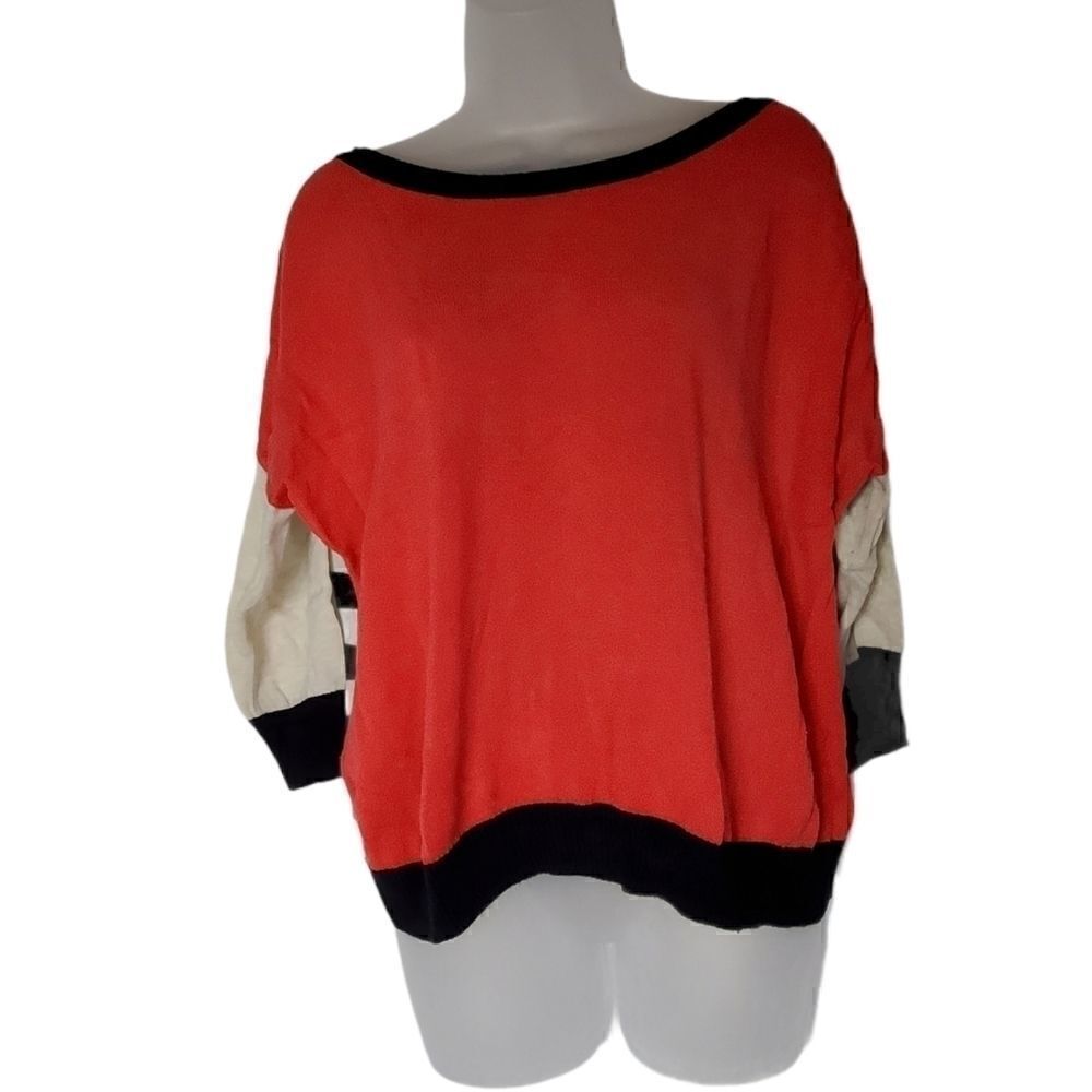 Onea Multimedia Zip Sweater - Picture 2 of 10